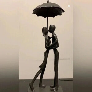 Jalunth Iron Sculpture Home Decor